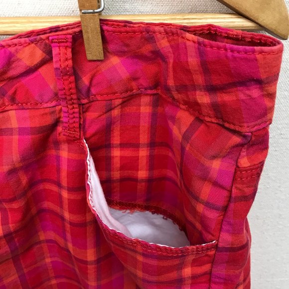 Lee Red Plaid Shorts - Picture 6 of 16